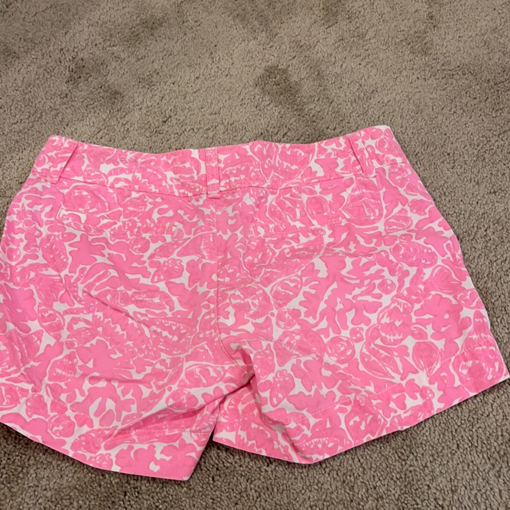 Lilly Pulitzer Callahan Shorts - Picture 2 of 4